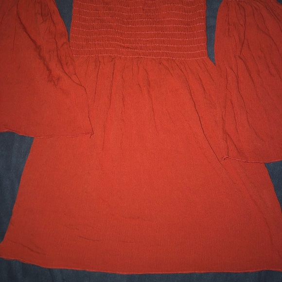 too small - Picture 2 of 3